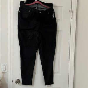 NWT Good American Calik Denim Jeans size 20-26.